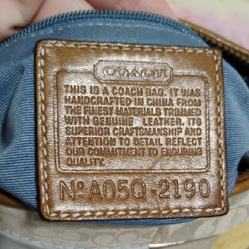 SALE! Authentic Coach Pastel Patchwork Small Vintage Y2K Shoulder Bag W Hangtag - Picture 11 of 16